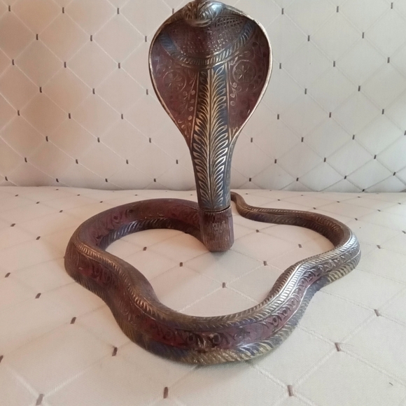 Antique/COBRA,SOLID BRASS, EGYPTIAN STYLE, ANTIQUE POLYCHROME. - Picture 3 of 7